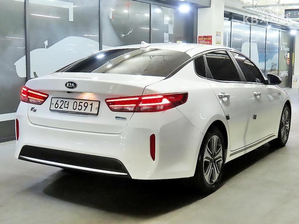 Kia K5 Hybrid Second generation2.0 Noblesse Special (special feature/edition) - 4