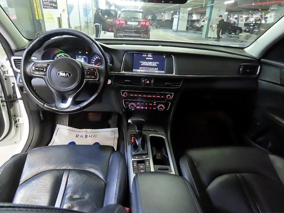 Kia K5 Hybrid Second generation2.0 Noblesse Special (special feature/edition) - 10