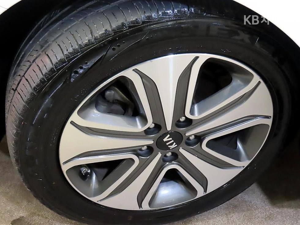 Kia K5 Hybrid Second generation2.0 Noblesse Special (special feature/edition) - 20