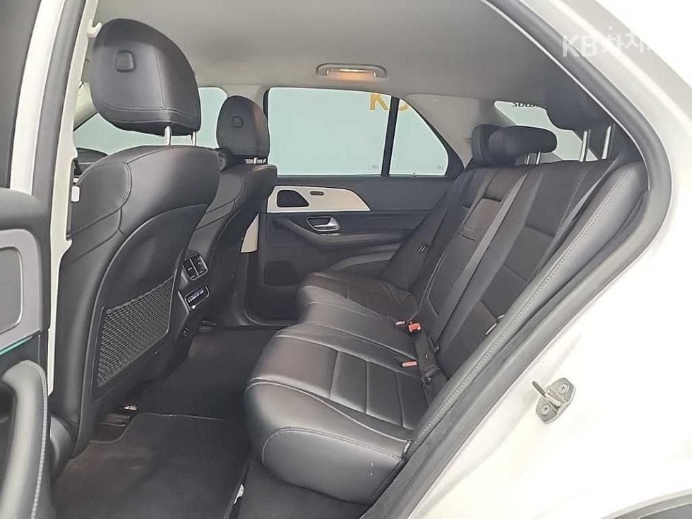 Mercedes-Benz GLE (V167)300 d 4Matic - 12