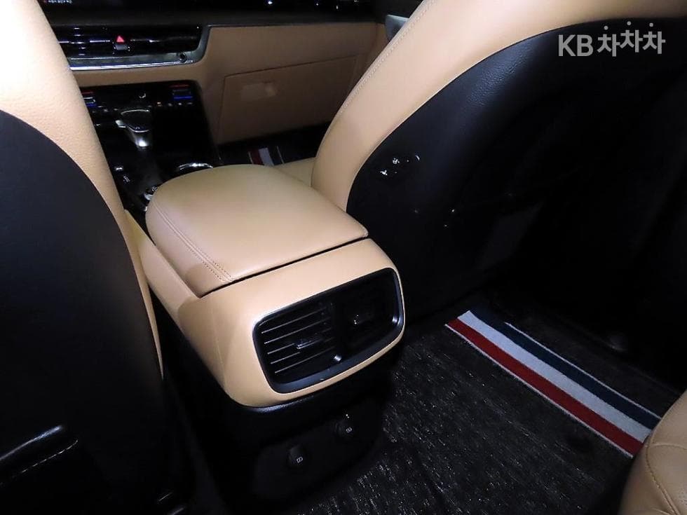 Kia Mohave 더마스터3.0 Diesel 4WD 플래티넘 - 14