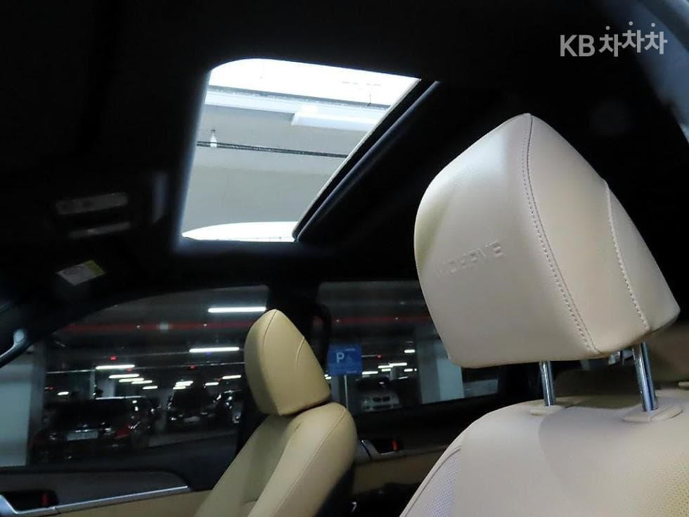 Kia Mohave 더마스터3.0 Diesel 4WD 플래티넘 - 15
