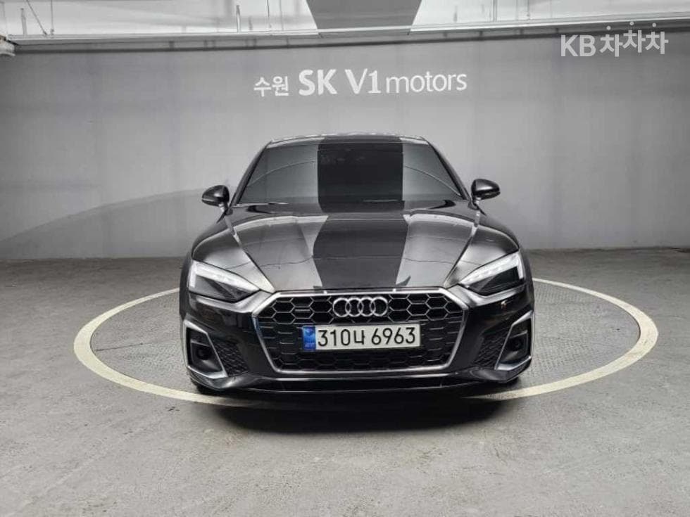 Audi A5(8W6) 40 TFSI Quattro Sportback Standard - Image 1
