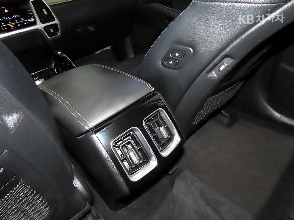 Kia Sorento 4th generation2.2 Diesel 2WD Noblesse - 14