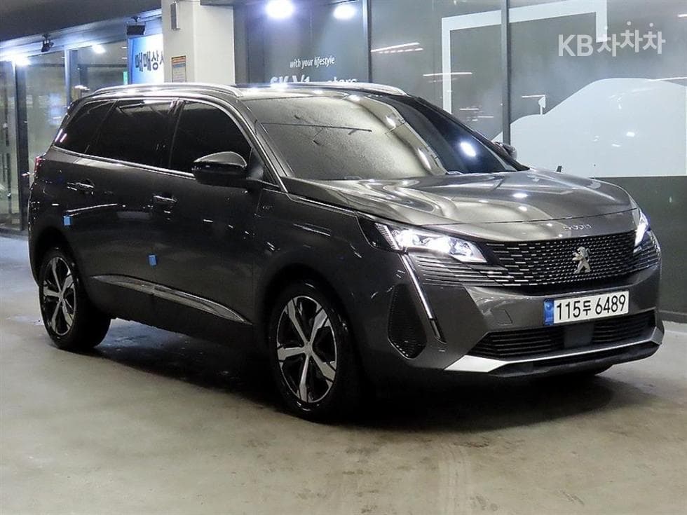 Peugeot 5008 1.5 Blue HDi GT - Image 1
