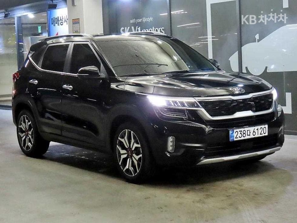 Kia Seltos 1.6 Gasoline Turbo 2WD Signature - Image 1
