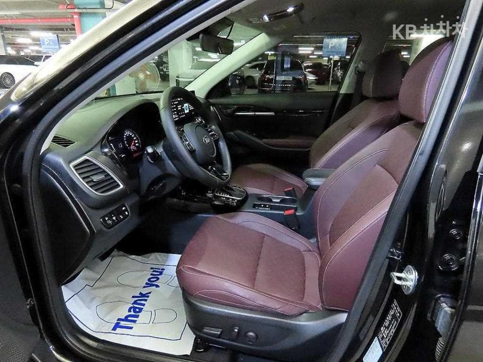 Kia Seltos1.6 Gasoline Turbo 2WD Signature - 6
