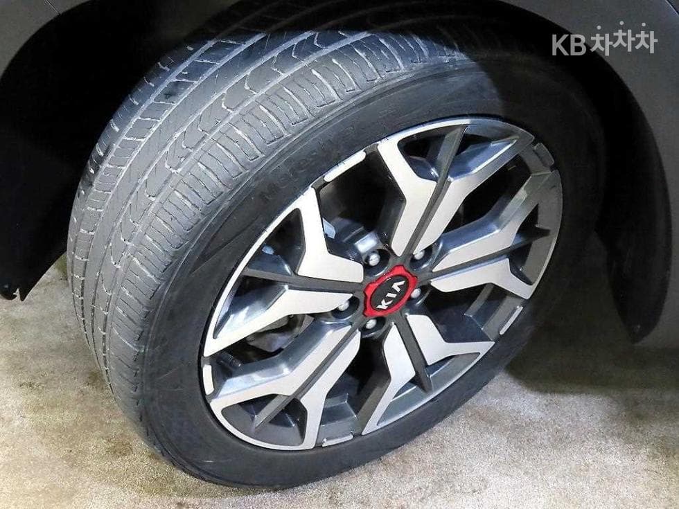 Kia Seltos1.6 Gasoline Turbo 2WD Signature - 20