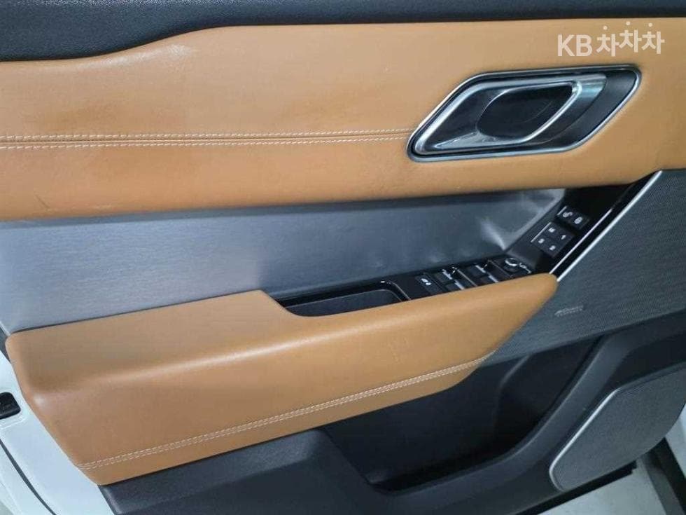 Land Rover Range Rover 벨라3.0 D300 R-Dynamic HSE - 16