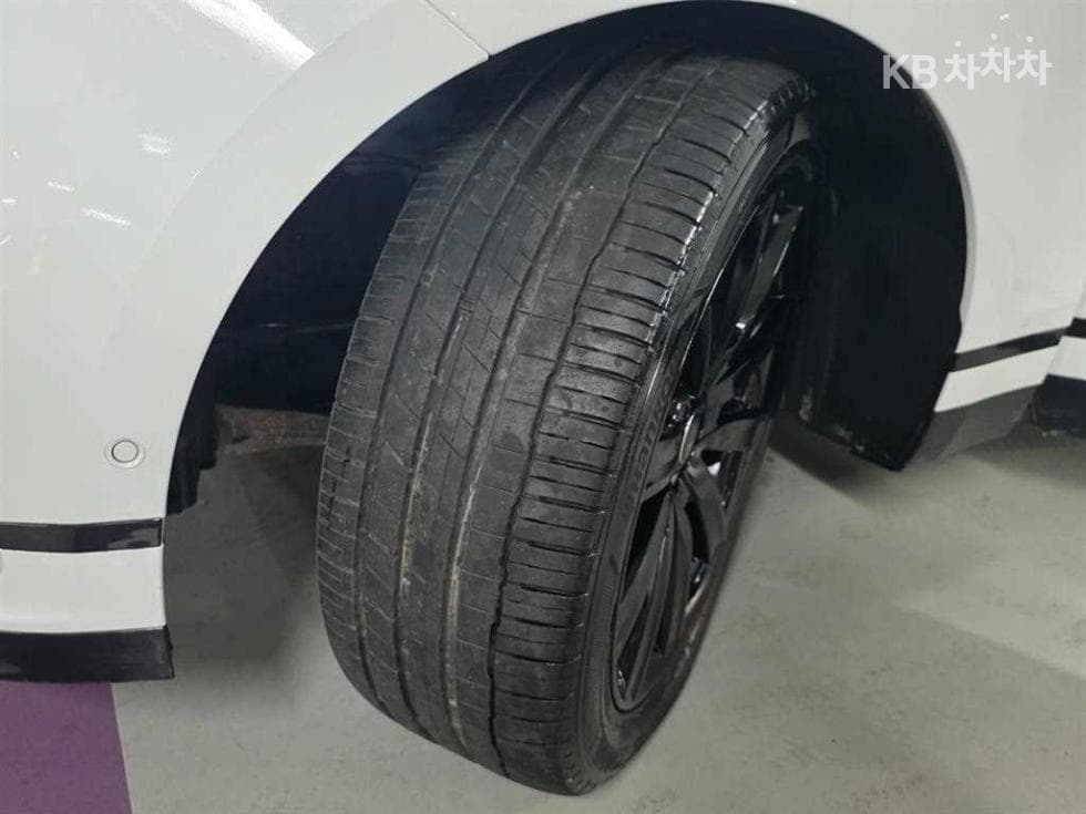 Land Rover Range Rover 벨라3.0 D300 R-Dynamic HSE - 19