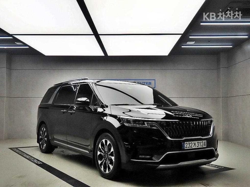 Киа Канивал 4-то поколение D2.2 9-местен Signature - Image 1