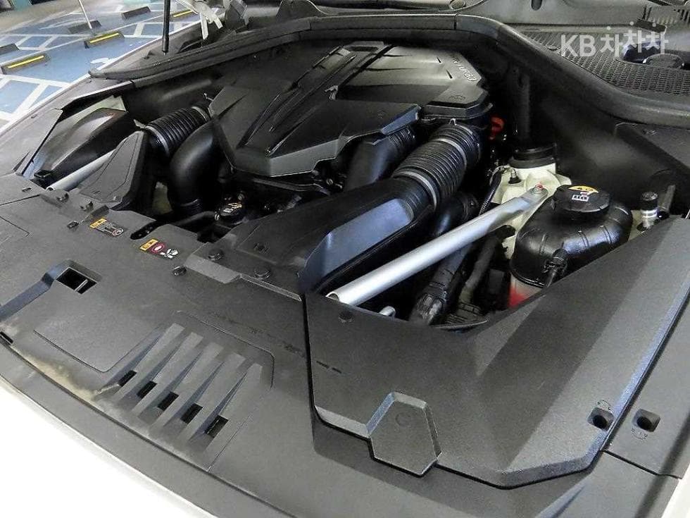 Genesis GV803.5 Turbo Gasoline AWD - 19