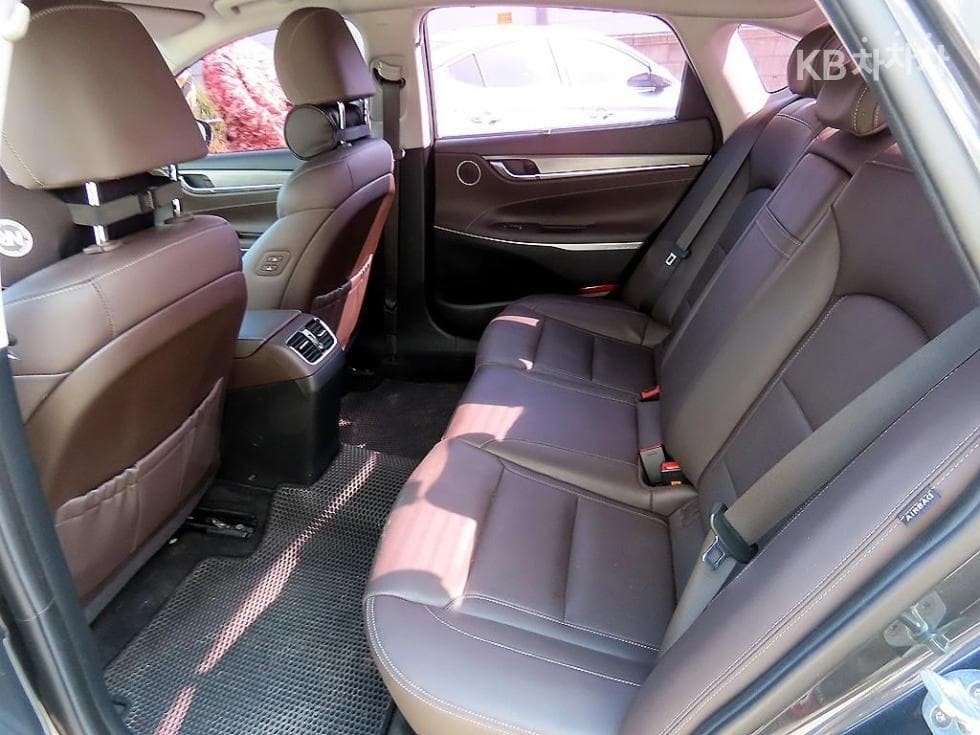 Hyundai Grandeur (Azera)IG2.4 Premium Special (special feature/edition) - 6