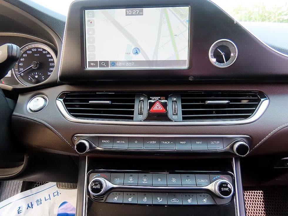 Hyundai Grandeur (Azera)IG2.4 Premium Special (special feature/edition) - 13