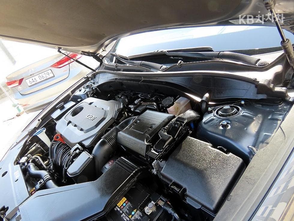 Hyundai Grandeur (Azera)IG2.4 Premium Special (special feature/edition) - 19
