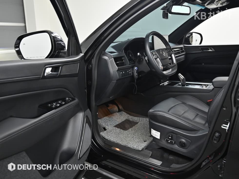 KG Mobility Rexton New 아레나2.2 AWD Noblesse - 11