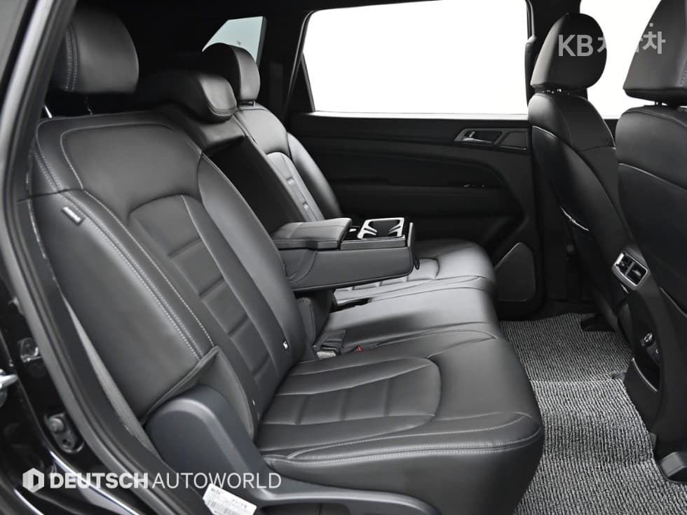 KG Mobility Rexton New 아레나2.2 AWD Noblesse - 12