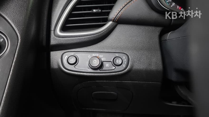 GM Korea The New (facelift) Trax1.4 LT 코어 - 15