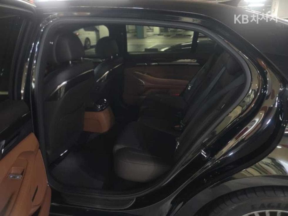 Genesis G903.8 GDi AWD Luxury - 13