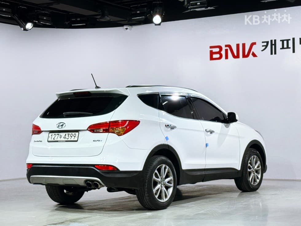 Hyundai Santa Fe DMHyundai R-engine 2.0 diesel 2WD PREMIUM Standard - 2