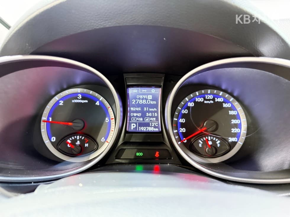 Hyundai Santa Fe DMHyundai R-engine 2.0 diesel 2WD PREMIUM Standard - 5