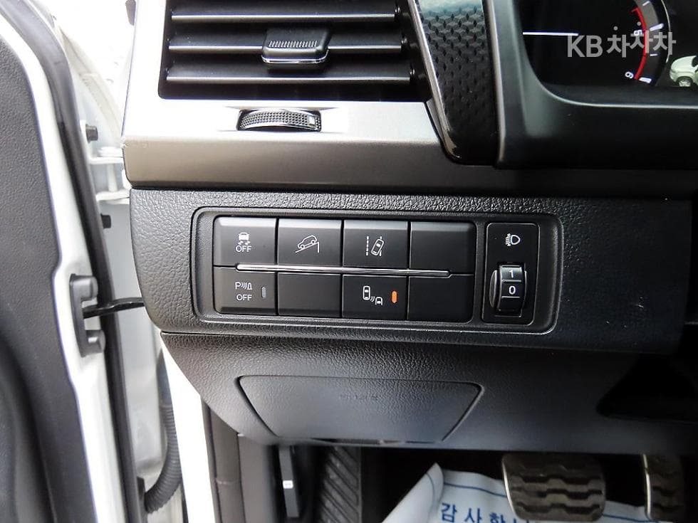КейДжи Мобилити The New (фейслифт) Rexton Sports Khan2.2 4x4 Noblesse - 13