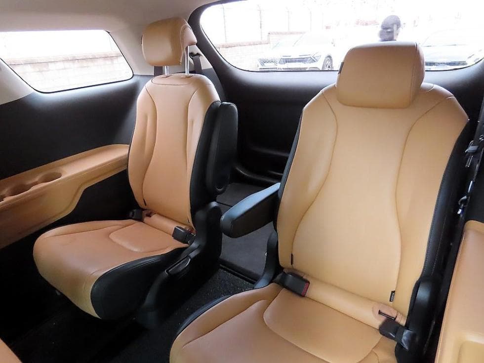 Kia Carnival 4th generationD2.2 9-seater Prestige - 7