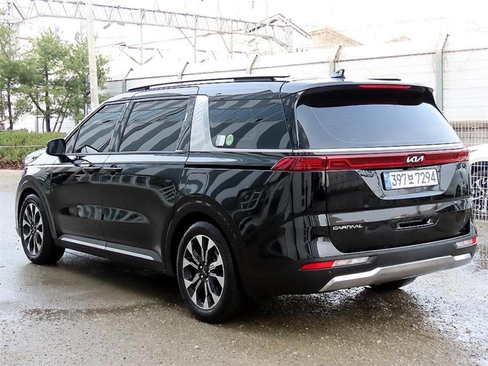 Kia Carnival 4th generationD2.2 9-seater Noblesse - 3
