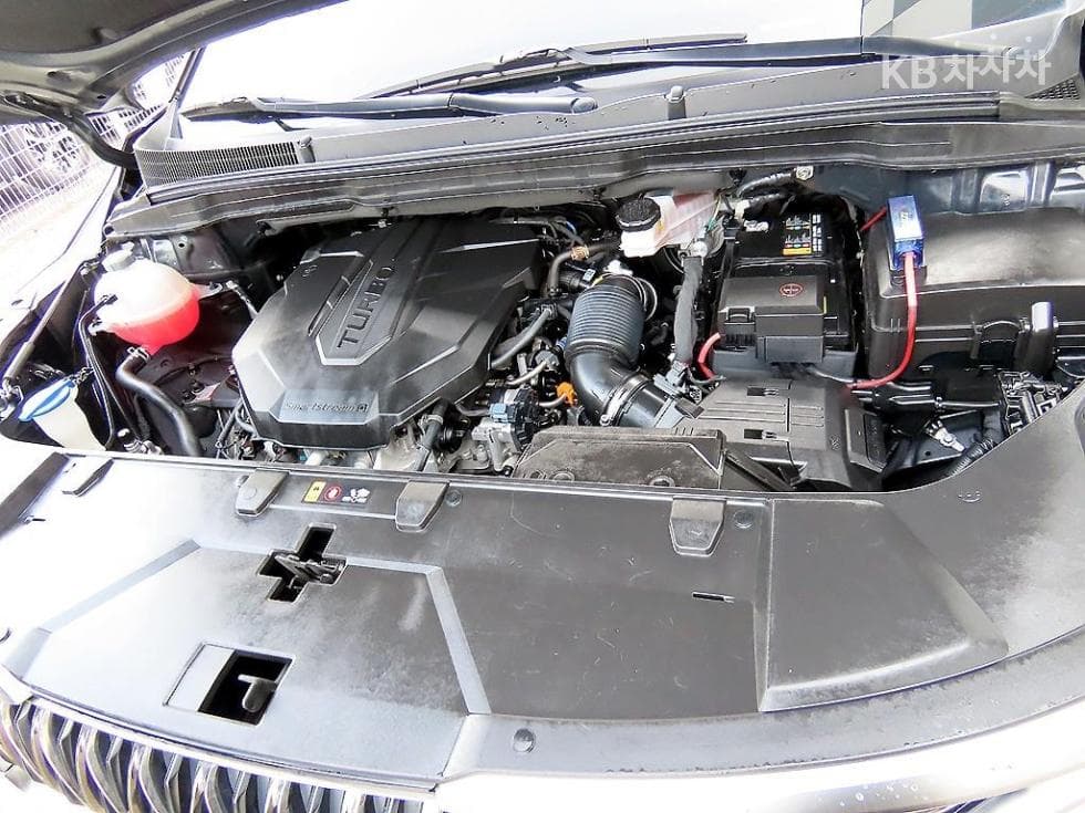 Kia Carnival 4th generationD2.2 9-seater Noblesse - 19