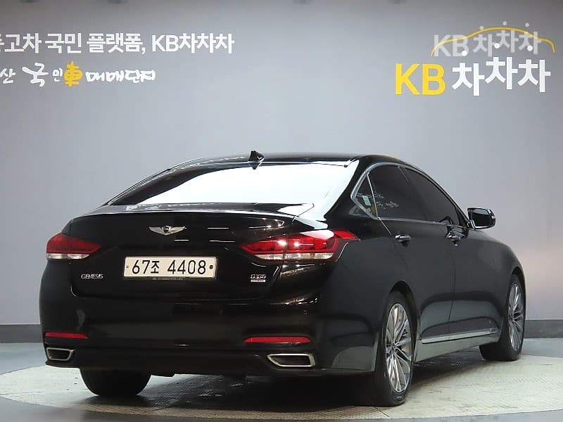 Hyundai GenesisDHG330 Premium AWD - 2