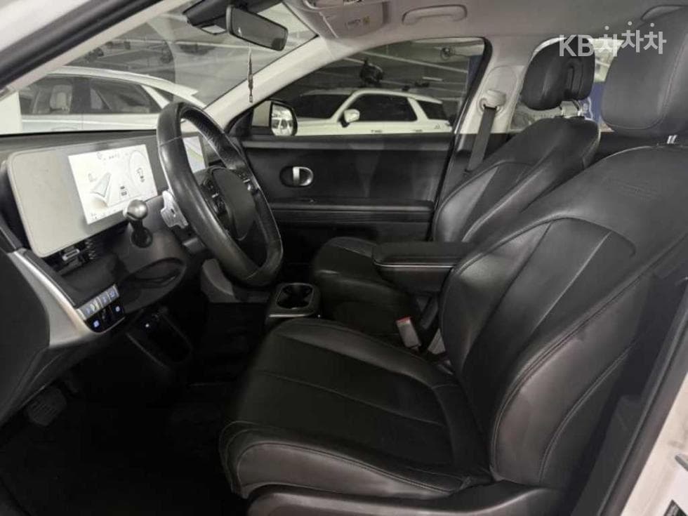Хюндай IONIQ 5Long Range AWD Exclusive - 10