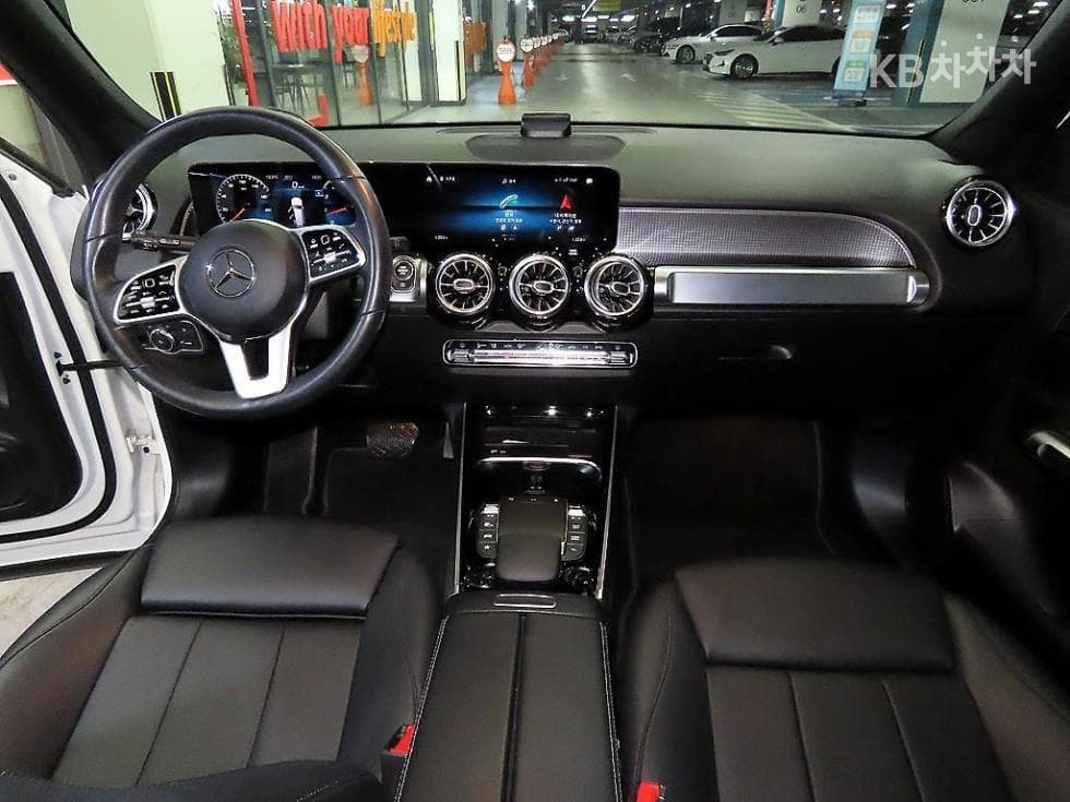 Mercedes-Benz GLB(X247)GLB 220 - 10
