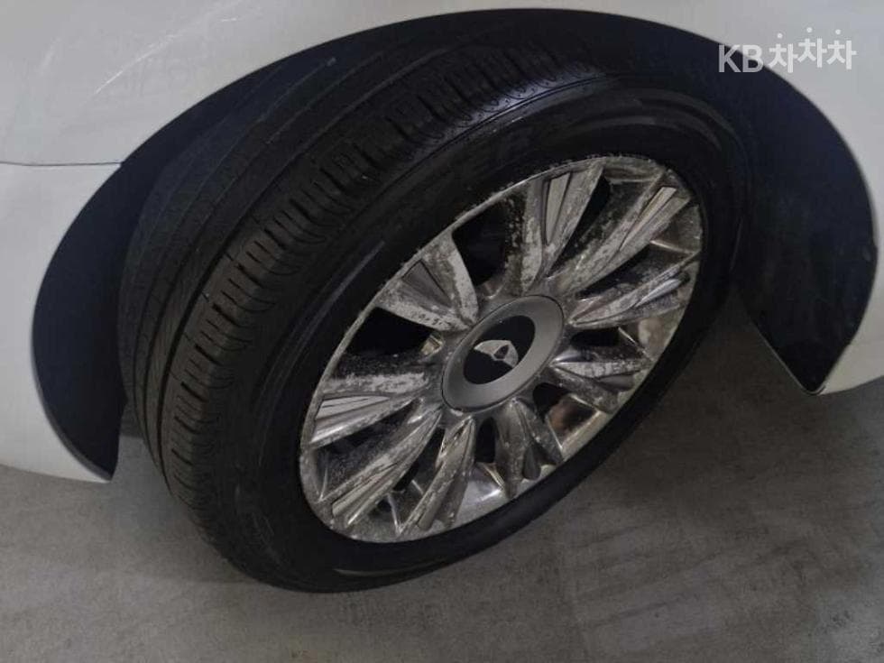 Hyundai GenesisBH380 ROYAL Standard - 20