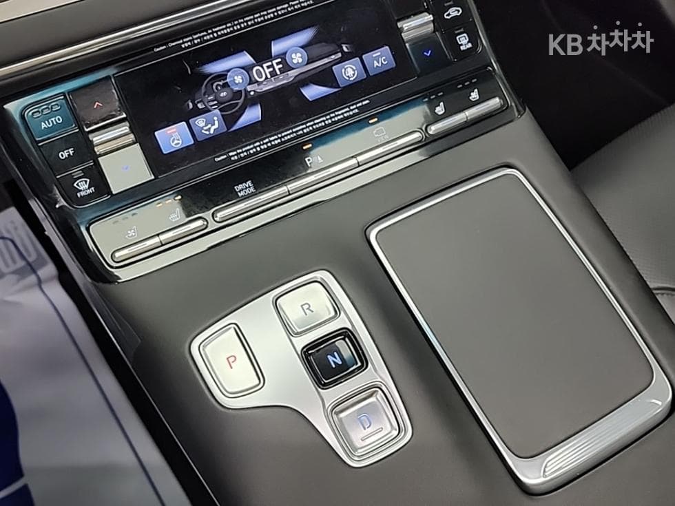 Хюндай The New (фейслифт) Grandeur (Azera)2.5 Premium 초이스 - 8