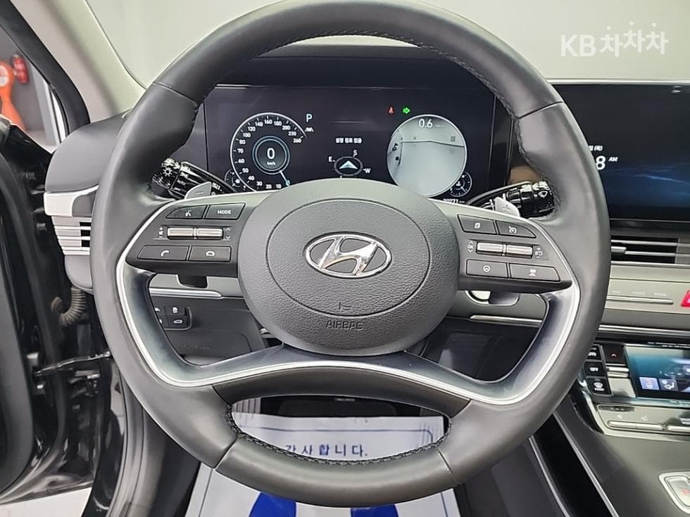 Хюндай The New (фейслифт) Grandeur (Azera)2.5 Premium 초이스 - 9