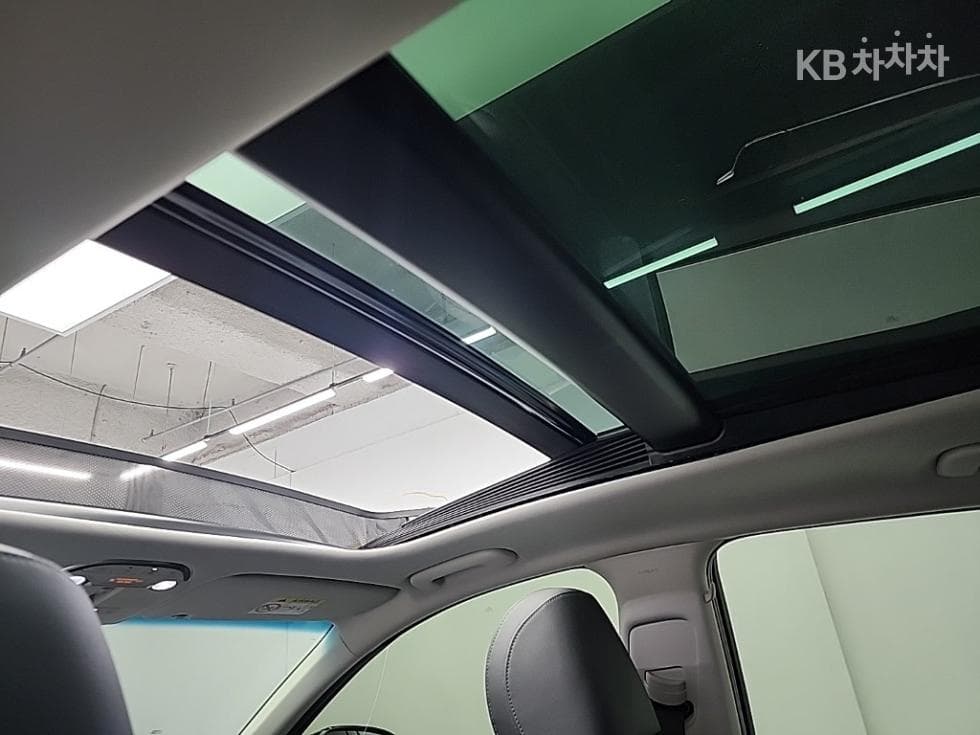 Хюндай The New (фейслифт) Grandeur (Azera)2.5 Premium 초이스 - 15