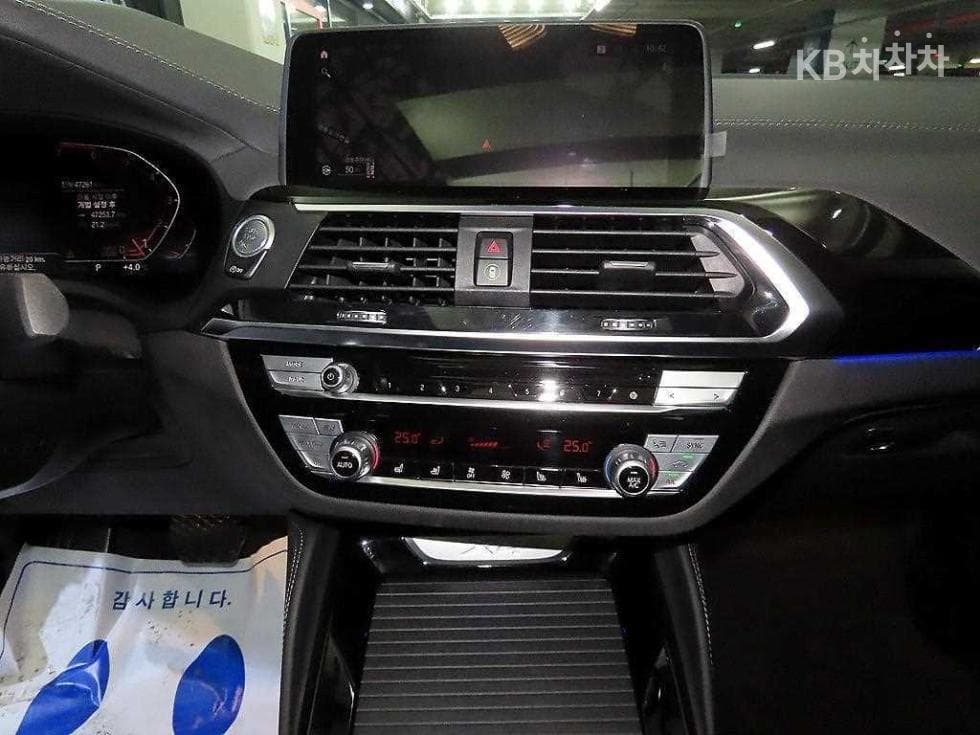 BMW New X4 (G02)xDrive 20i xLine - 11