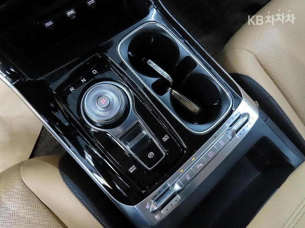 Kia Carnival 4th generationD2.2 7-seater (Limousine) Noblesse - 10