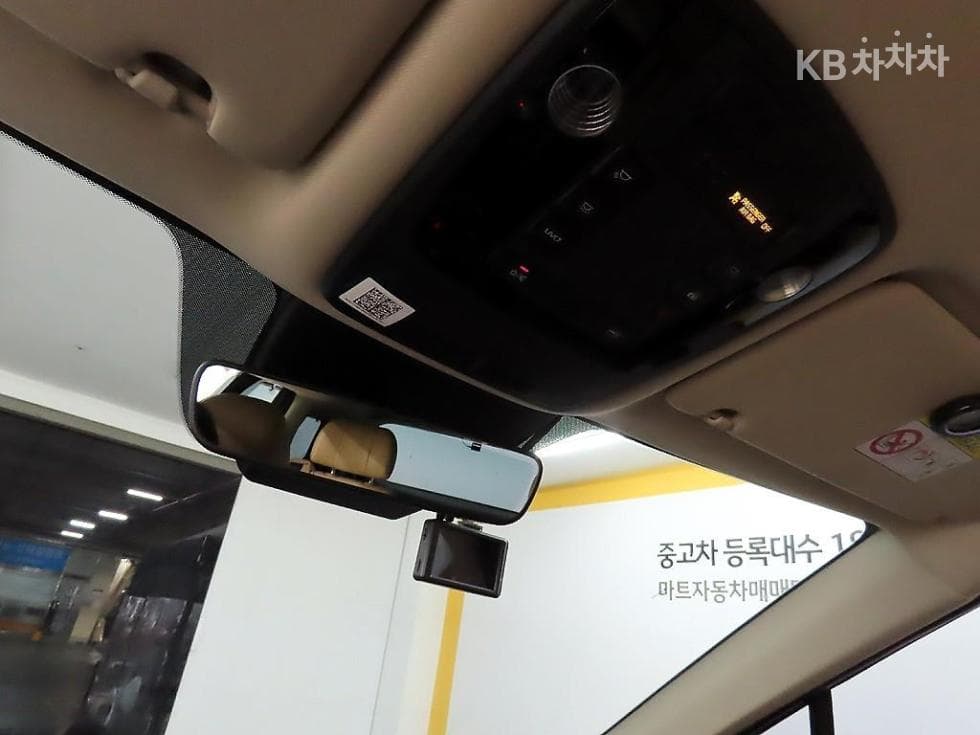 Kia Carnival 4th generationD2.2 7-seater (Limousine) Noblesse - 16