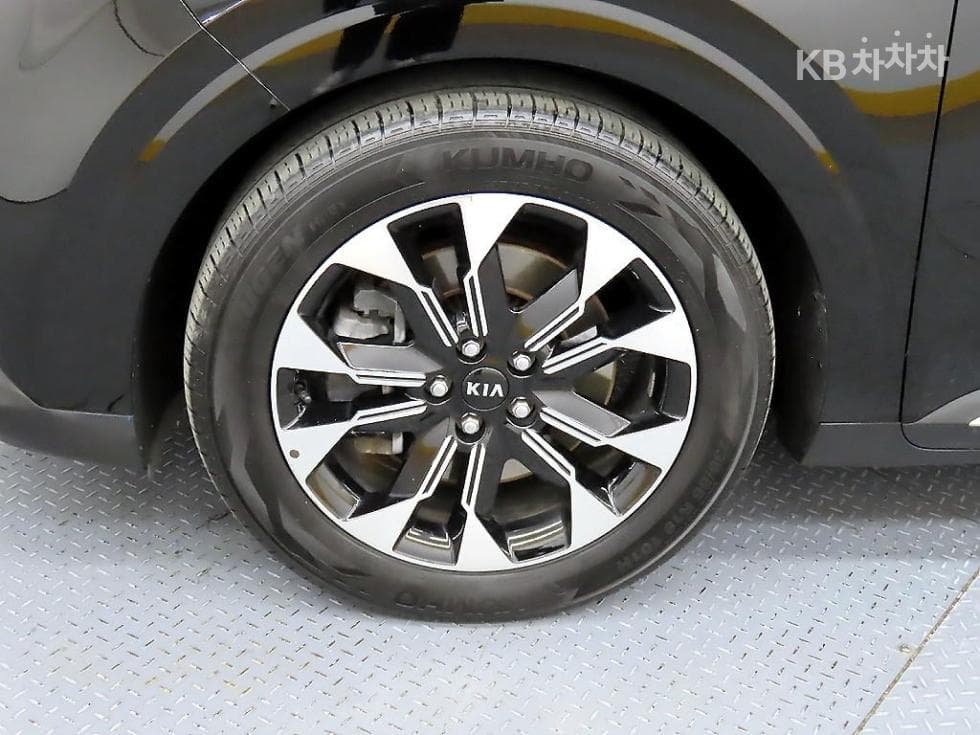 Kia Carnival 4th generationD2.2 7-seater (Limousine) Noblesse - 20