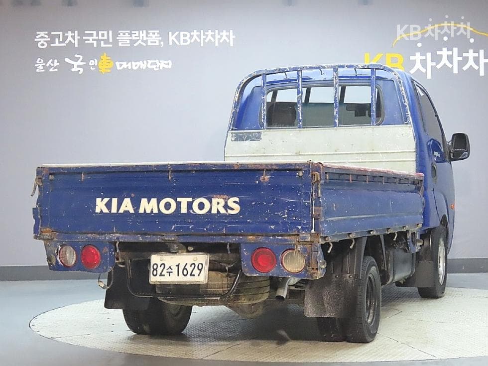 Kia Bongo 3 (light truck)1 Ton Extra Long King Cab CRDi - 2