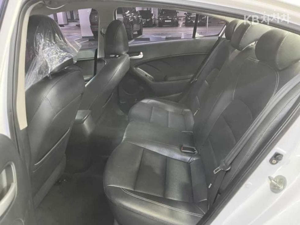 Kia K3Eco (economy trim)Plus - 7