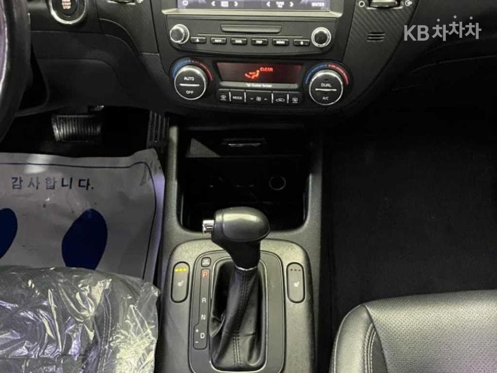 Kia K3Eco (economy trim)Plus - 12