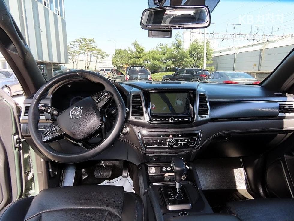KG Mobility The New (facelift) Rexton 스포츠2.2 4WD Prestige - 8