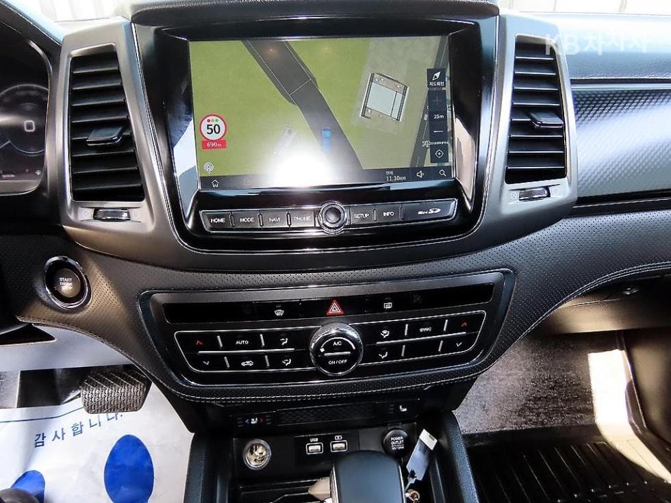 KG Mobility The New (facelift) Rexton 스포츠2.2 4WD Prestige - 14