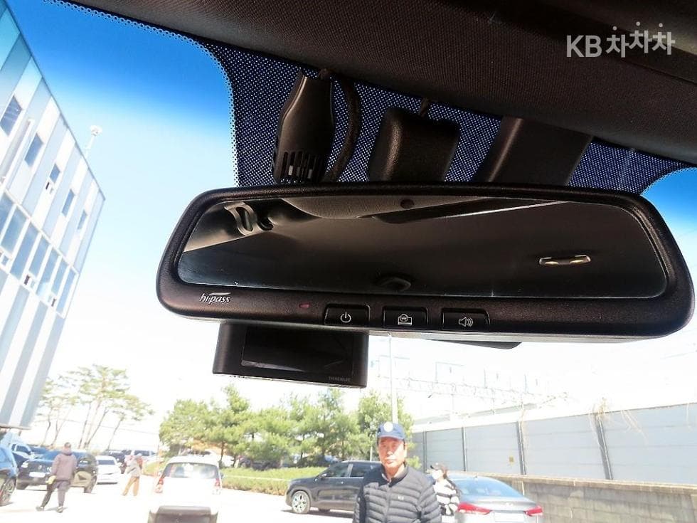 KG Mobility The New (facelift) Rexton 스포츠2.2 4WD Prestige - 16