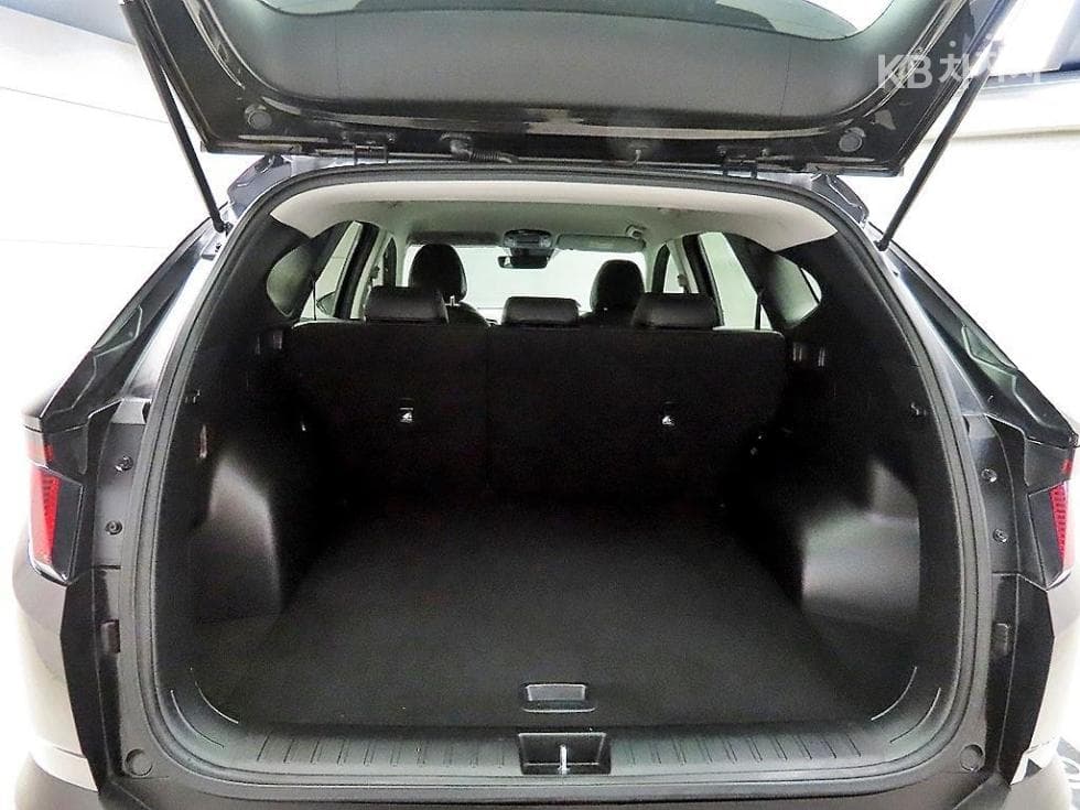 Хюндай The All New Туксон(NX (Lexus SUV)4)Дизел 2.0 2WD Premium - 18