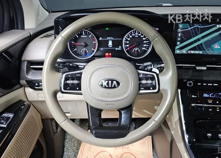 Kia Carnival 4th generationD2.2 9-seater Noblesse - 14