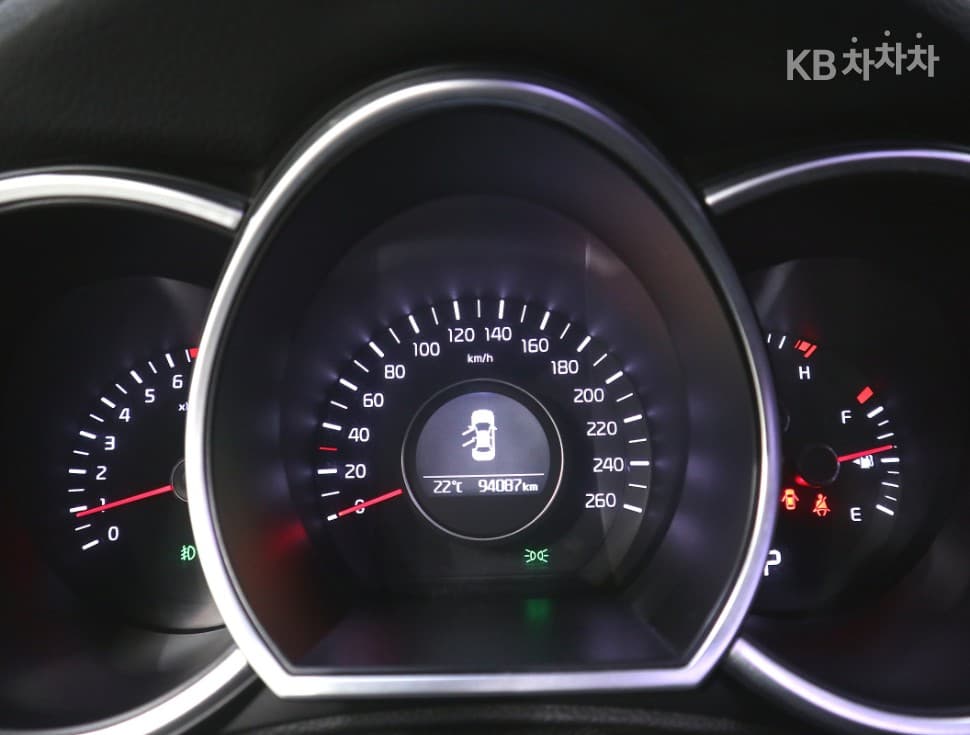 Киа The New (фейслифт) K5LPI Deluxe Стандартен - 5