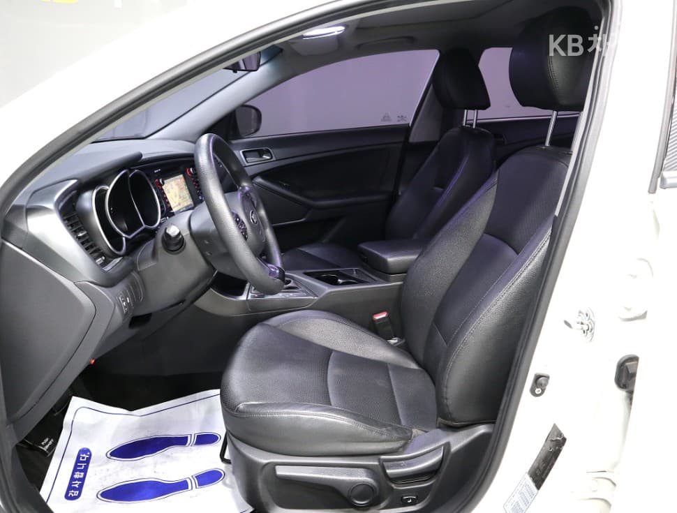 Киа The New (фейслифт) K5LPI Deluxe Стандартен - 12